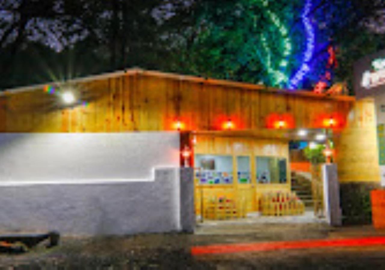 Kaas Woods Resort Yavateshwar Satara Eksteriør bilde